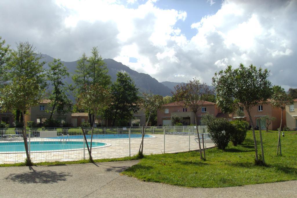 Chez Twin&Twin Appartement Santa-Maria-Poggio  Buitenkant foto